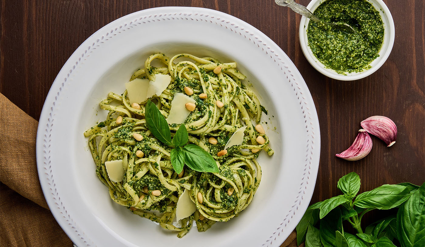 linguine pesto de manjericão